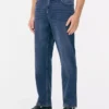 Jeans med mellemhøj talje og lige ben