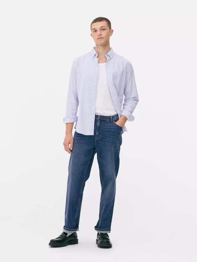 Jeans med mellemhøj talje og lige ben