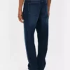 Jeans med mellemhøj talje og lige ben
