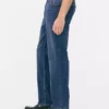 Jeans med mellemhøj talje og lige ben