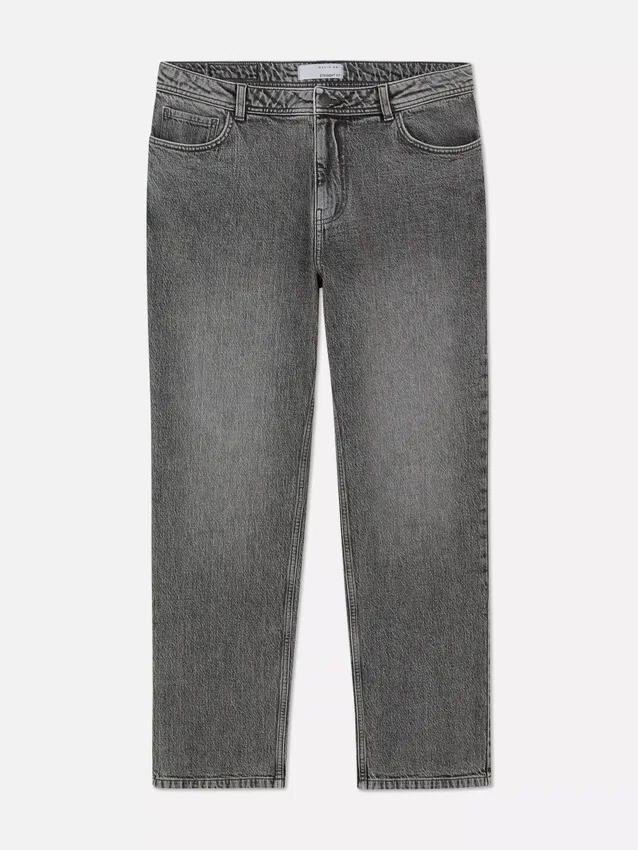 Jeans med mellemhøj talje og lige ben