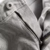 Jeans med mellemhøj talje og lige ben