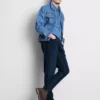 Jeans med mellemhøj talje og slim fit