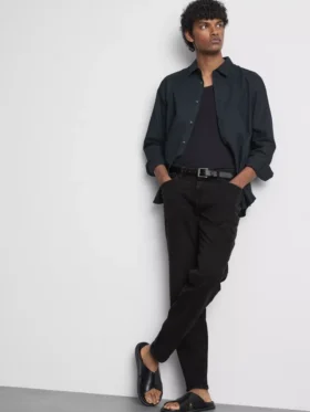 Jeans med mellemhøj talje og slim fit