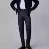 Jeans med mellemhøj talje og slim fit