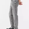 Jeans med mellemhøj talje og slim fit