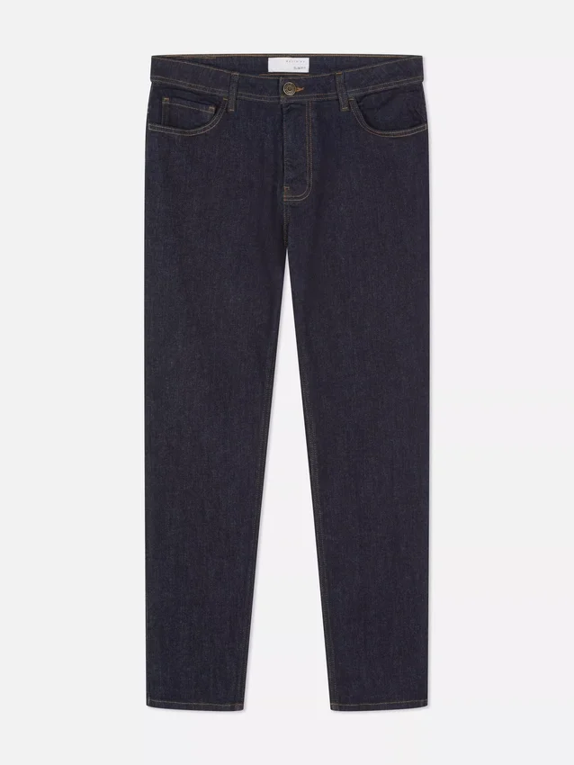 Jeans med mellemhøj talje og slim fit