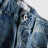 Jeans med mellemhøj talje og slim fit