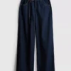 Jeans med middelhøj talje, bælte og brede ben