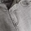 Jeans med slim fit