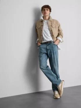 Jeans med stræk og lige ben