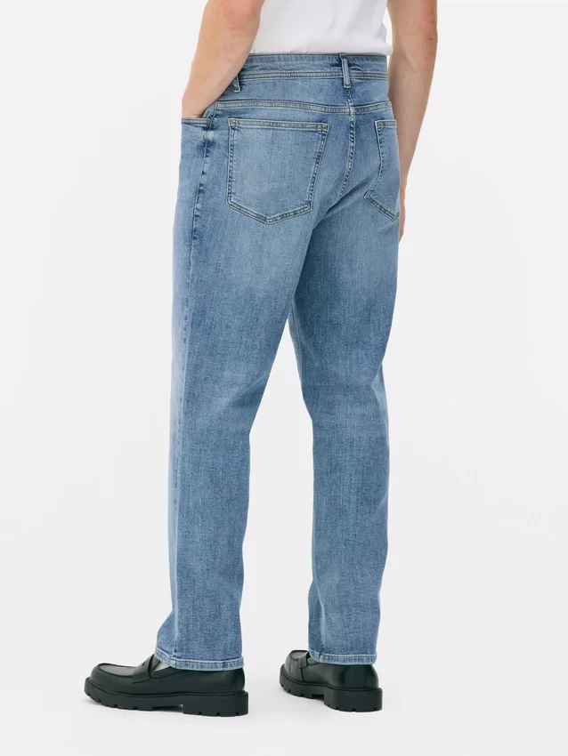 Jeans med stræk og lige ben