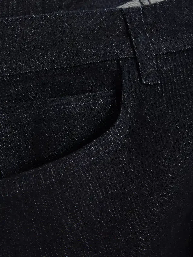 Jeans med stræk og lige ben