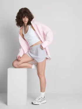 Jersey-shorts med knapdetaljer i bomuldsrigt materiale