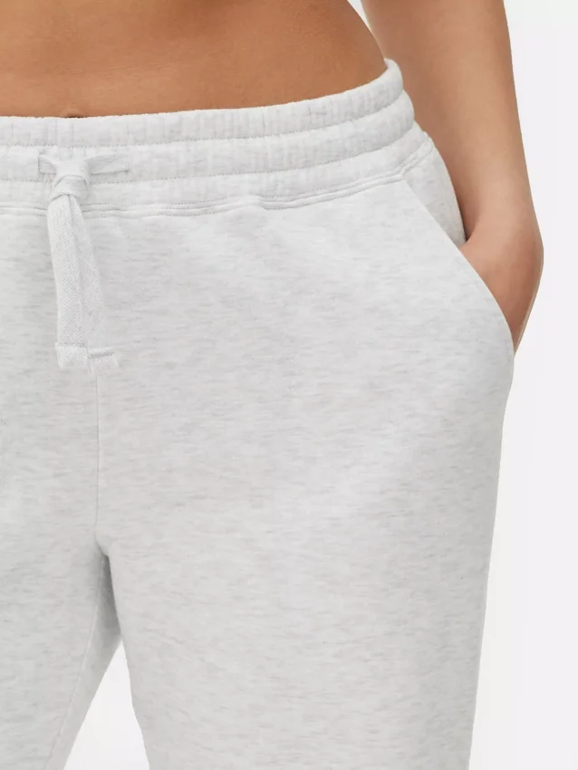 Joggingbukser med manchetter og snøre i benene