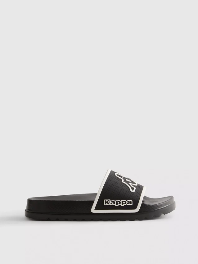 Kappa-pool-sandaler