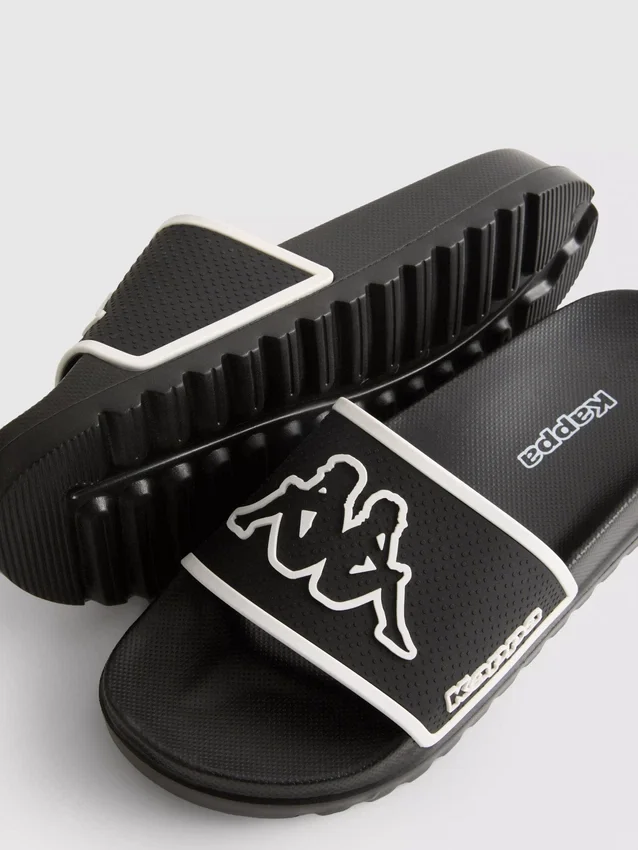 Kappa-pool-sandaler