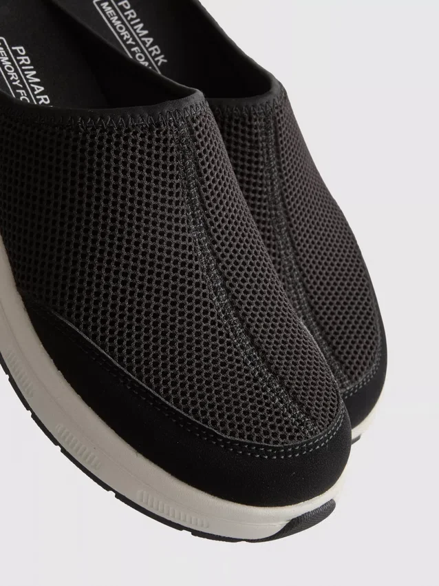 Komfortable mules med memory foam
