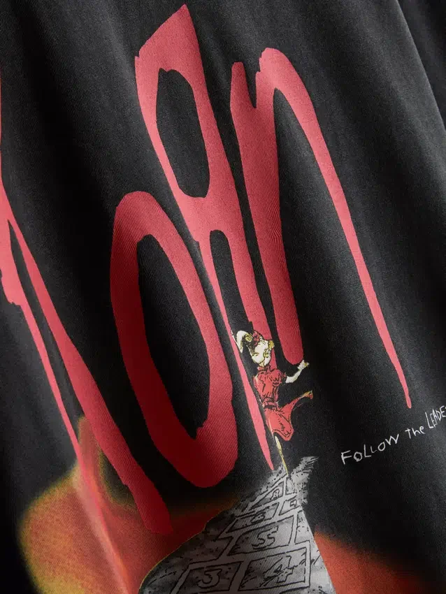Korn-T-shirt med grafisk print