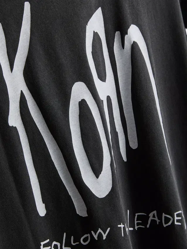 Korn-T-shirt med grafisk print