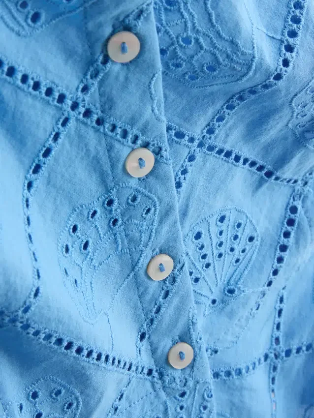 Kort cropped cami-top i bomuld med udskæringer