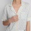 Kort pyjamassæt i boyfriend-stil med print
