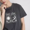 Kortærmet T-shirt i bomuld med grafisk print