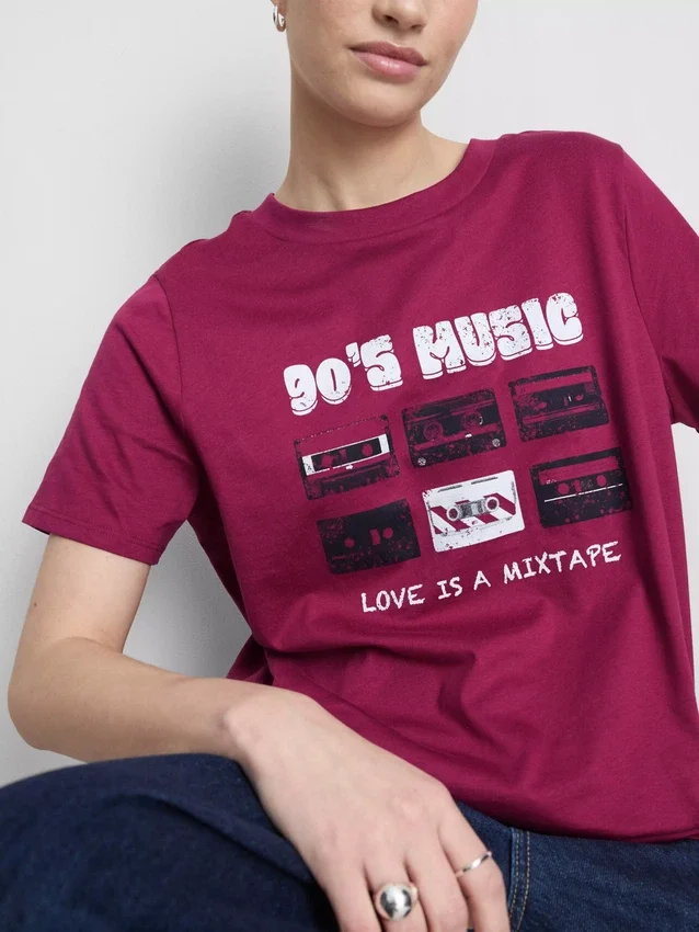 Kortærmet T-shirt i bomuld med grafisk print