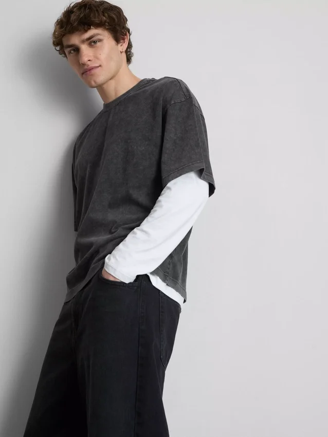 Kortærmet vasket T-shirt