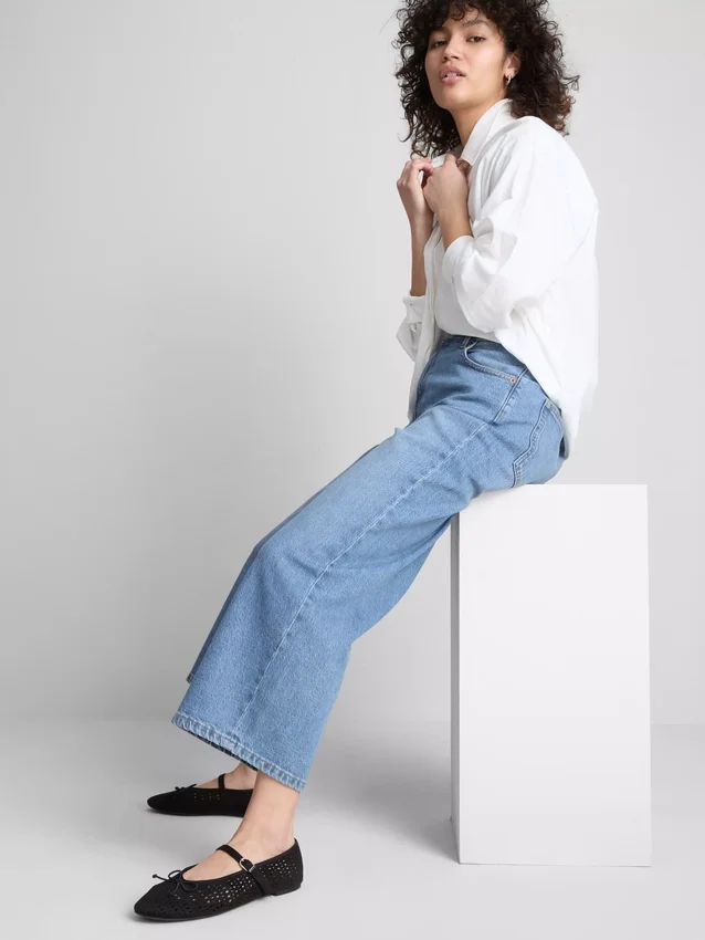 Korte jeans i denim med brede ben