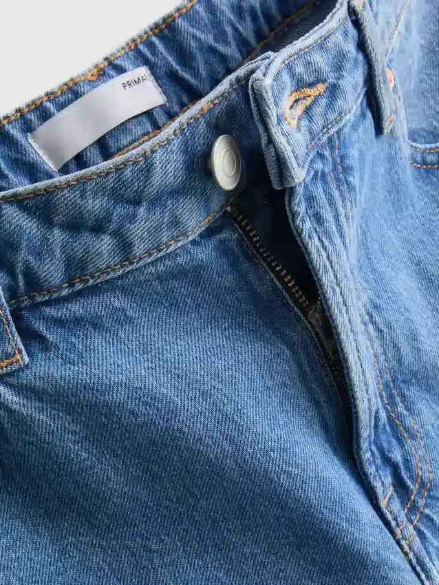 Korte jeans i denim med brede ben