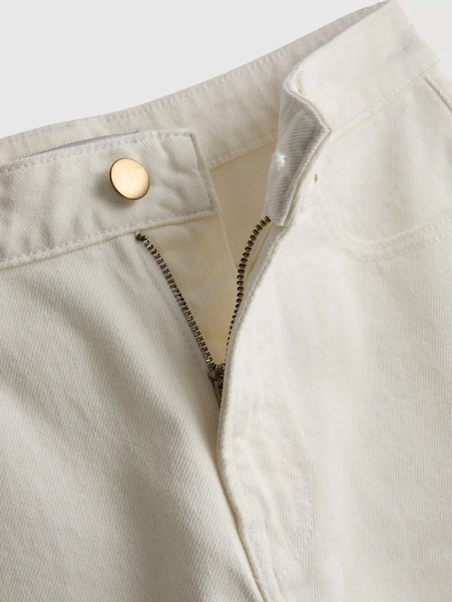 Korte jeans i denim med brede ben