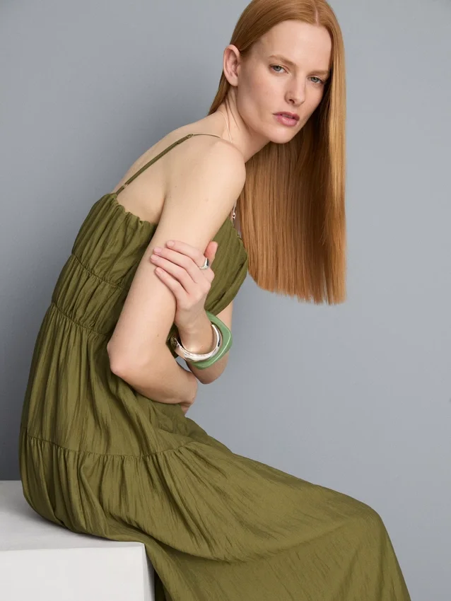 Lagdelt smock-maxi-kjole