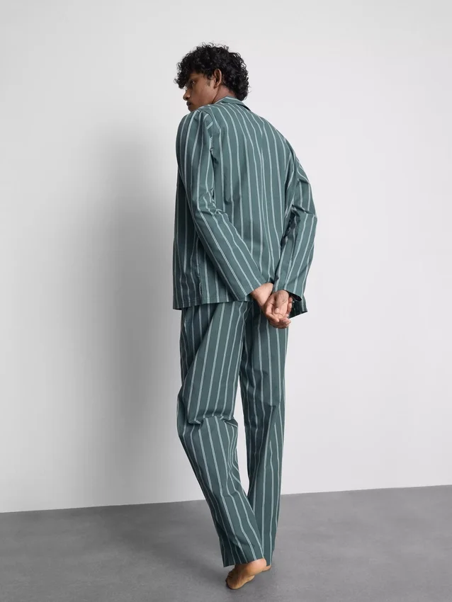 Lang pyjamasser i stribet poplin