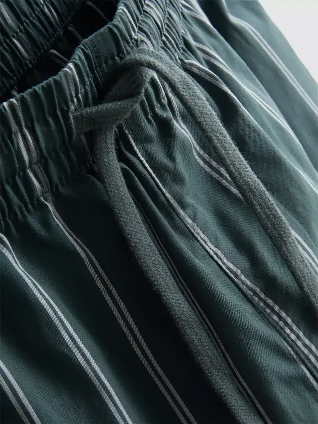 Lang pyjamasser i stribet poplin
