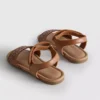 Laserskårne sandaler