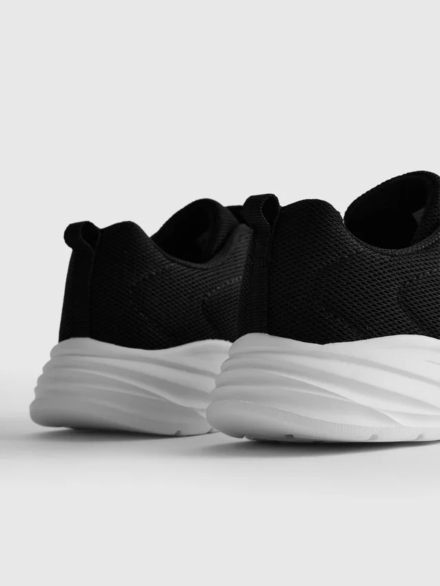 Lavtop-sneakers i mesh