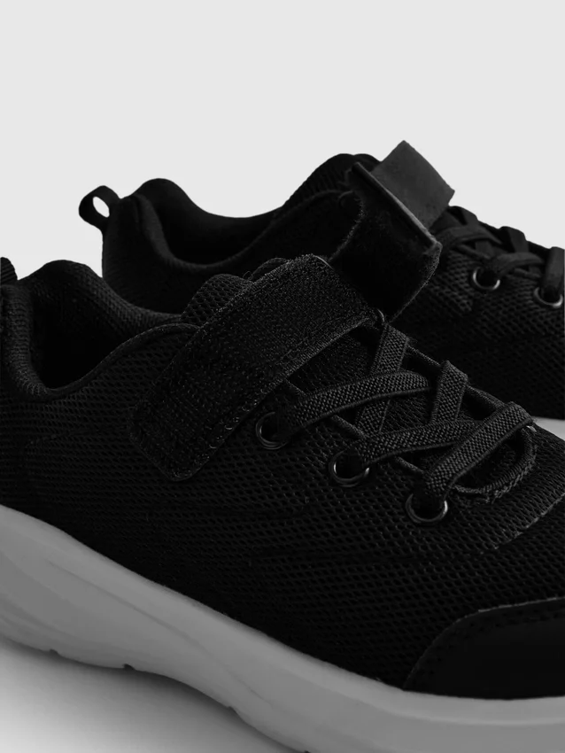 Lavtop-sneakers i mesh