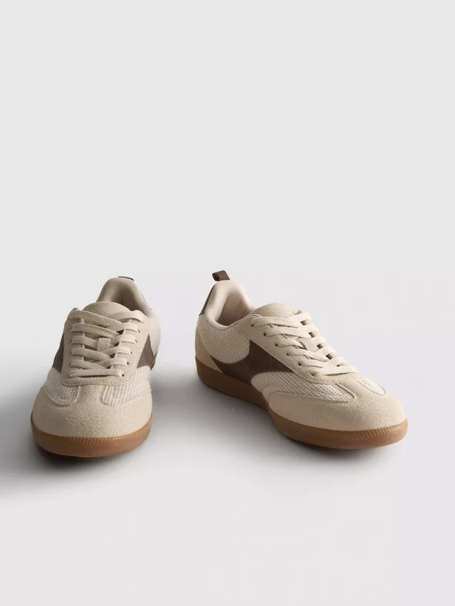 Lavtop-sneakers med gummisål