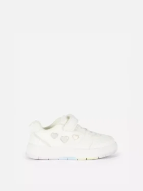 Lavtop-sneakers med hjerte