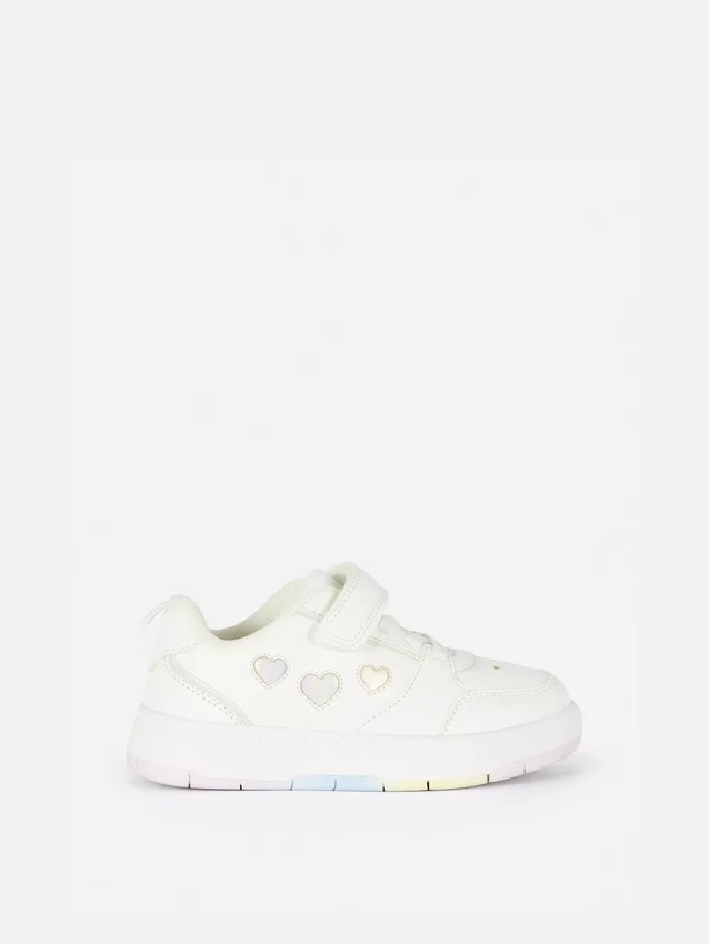 Lavtop-sneakers med hjerte