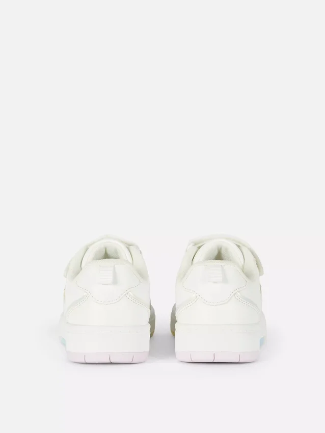 Lavtop-sneakers med hjerte