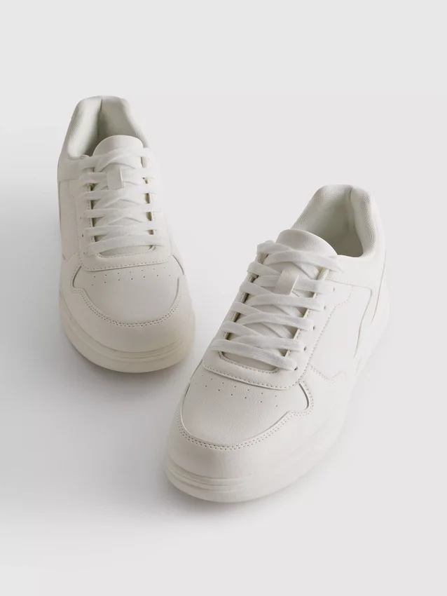 Lavtop-sneakers med paneler