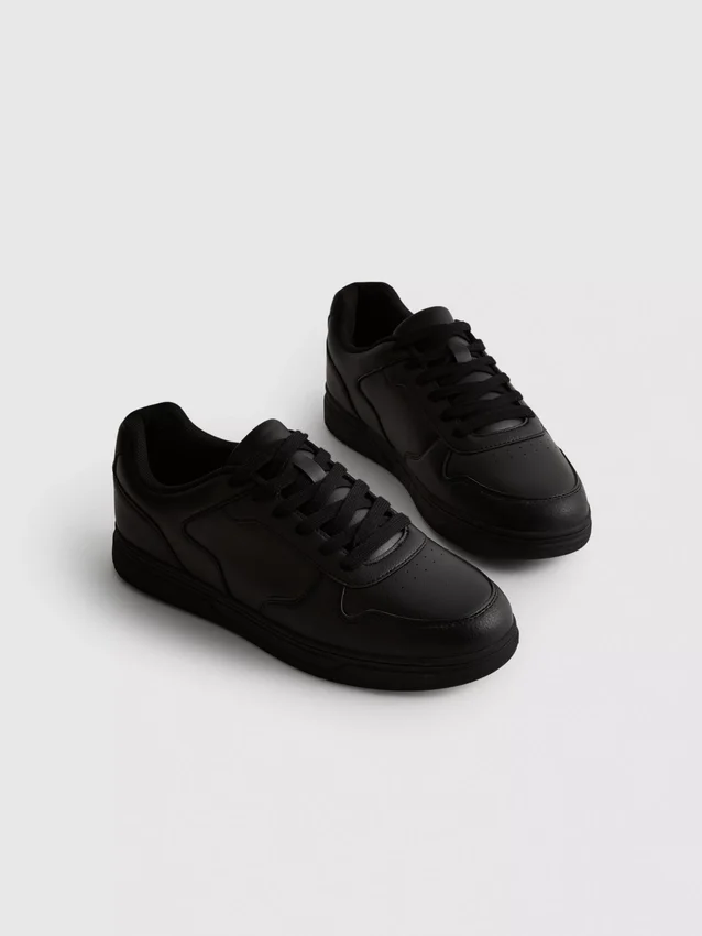 Lavtop-sneakers med paneler
