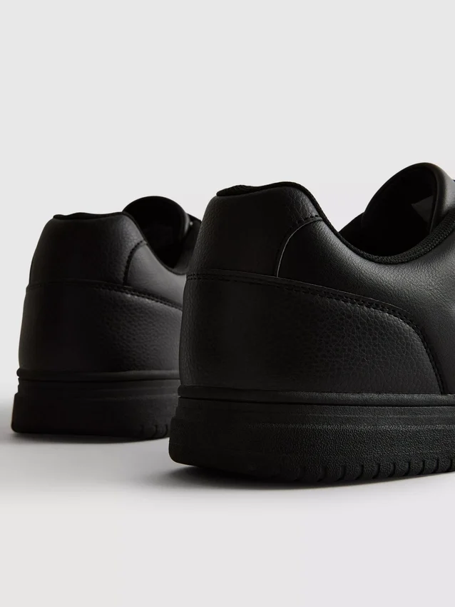 Lavtop-sneakers med paneler