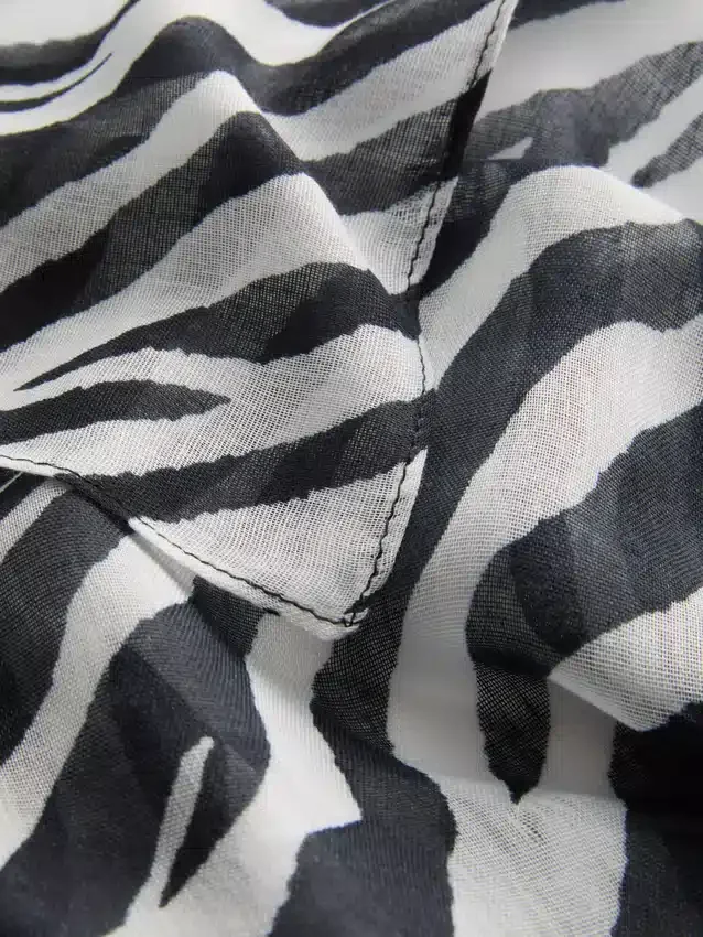 Letvægts tørklæde med print