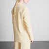 Lila blazer med enkelt række knapper