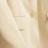 Lila blazer med enkelt række knapper