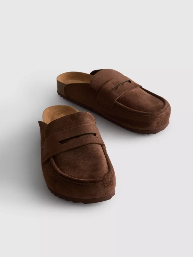 Loafer-træsko-sandaler