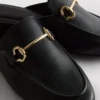 Loafers i imiteret læder med snaffle-bit-spænder